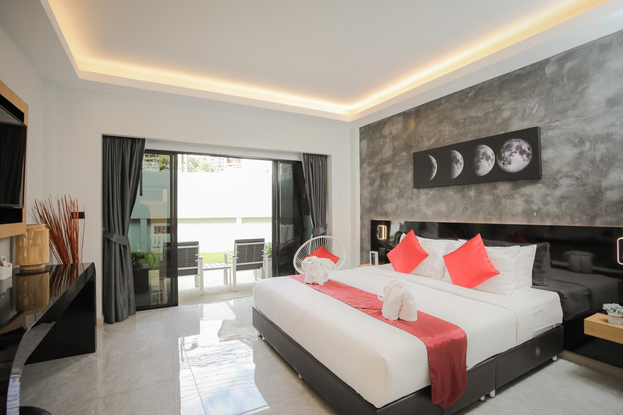 Etk Patong Resort Bagian luar foto