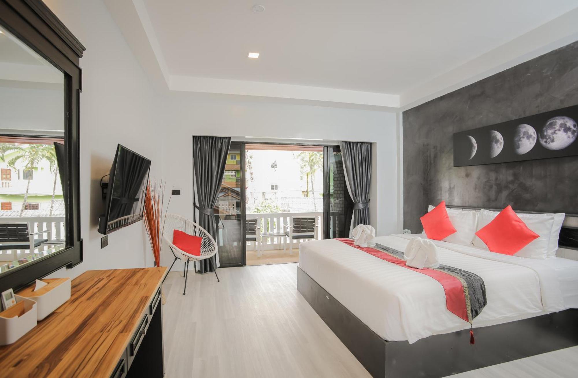 Etk Patong Resort Bagian luar foto