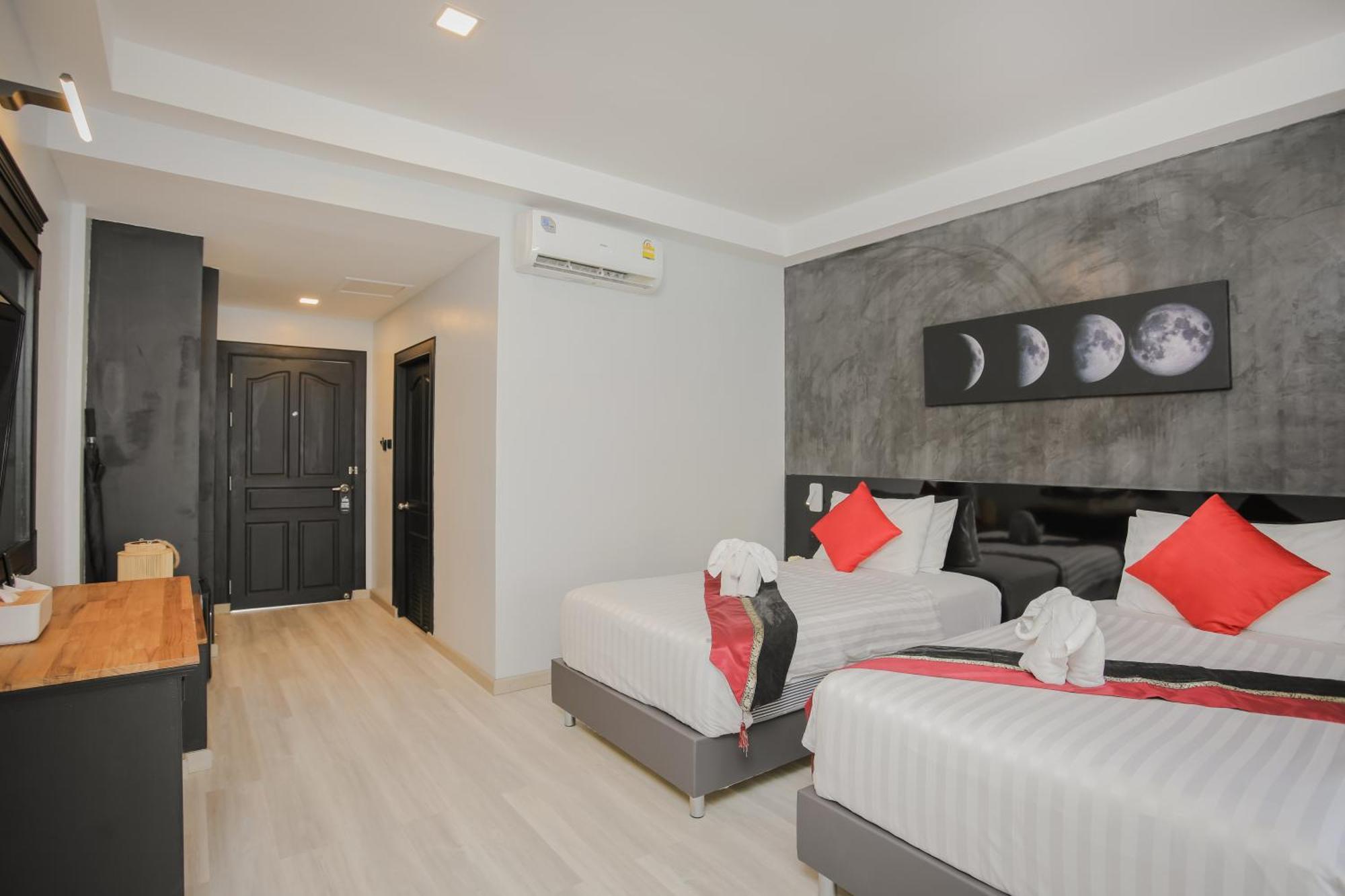 Etk Patong Resort Bagian luar foto